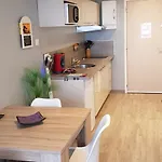 Panorama Cosy アパート